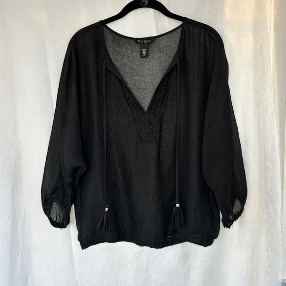 3/$20 💥 WHBM Sheer Black Blouse Embroidered V-Neck w/ Tassels - Picture 11 of 17